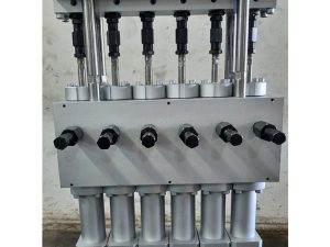 Cabeçotes para Máquinas Sopradoras PE PP de 1 a 20 Litros – Simples e Múltiplos com Controlador Automático ou Manual - NOVOS