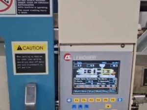 Máquina injetora de plástico usada a venda